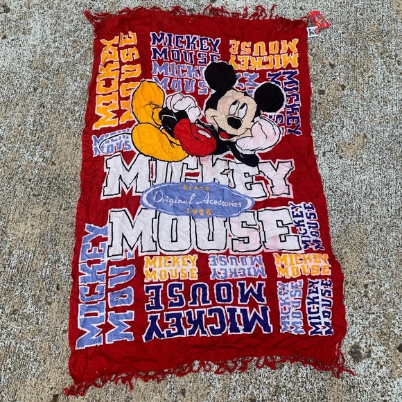 Disney Accessories - NWT 90s vintage Mickey Mouse Disney tapestry/scarf